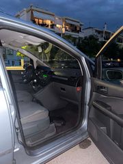 Ford C-Max 2005-thumb-7