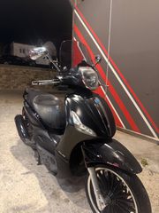 Piaggio Beverly 300 2018 Police-thumb-3