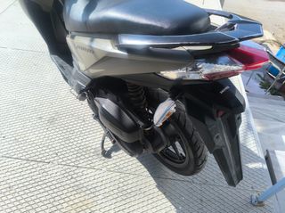 Honda Vario 150 2019-thumb-9