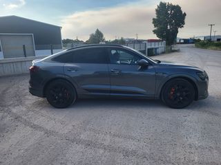 Audi e-tron 2021 Sporpack 50 S line-thumb-1