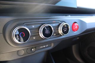 Renault Twingo 2026 Electric E-Tech 27kWh 80 evolution-thumb-4