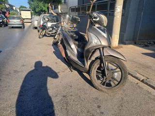 Sym Symphony ST 200i 2017-thumb-2