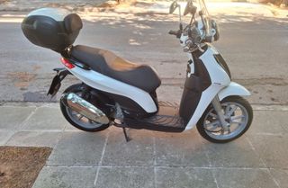 Piaggio Carnaby 300 Cruiser 2013 i.e-thumb-1