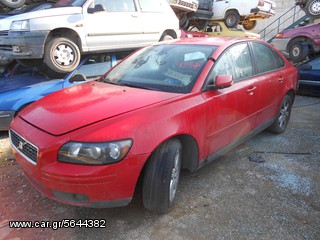 VOLVO S40       