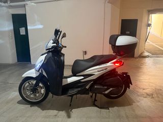 Piaggio Beverly 400 2022-thumb-5