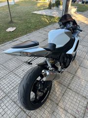 Suzuki GSX-R 1000 2008-thumb-5