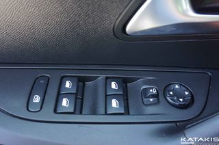 Peugeot 2008 2020 Active|Diesel|Navi|Rear Camera|Apple-Android|Diesel-thumb-18