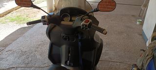 Piaggio MP3 250 2008-thumb-7