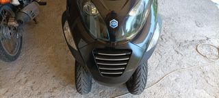 Piaggio MP3 250 2008-thumb-9