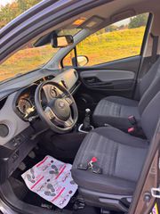 Toyota Yaris 2017 Edition S-thumb-2