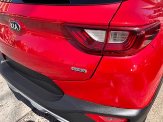 Kia Stonic 2020 1.6 CRDI DESIGN EDITION-thumb-8