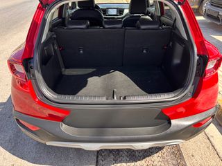 Kia Stonic 2020 1.6 CRDI DESIGN EDITION-thumb-45