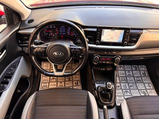 Kia Stonic 2020 1.6 CRDI DESIGN EDITION-thumb-17