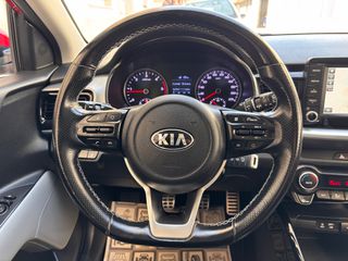 Kia Stonic 2020 1.6 CRDI DESIGN EDITION-thumb-20