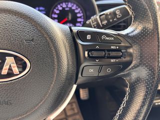 Kia Stonic 2020 1.6 CRDI DESIGN EDITION-thumb-33