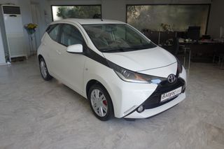 Toyota Aygo 2016 1.0L X-PLAY TOUCH AYTOMATO-thumb-2