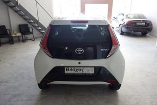 Toyota Aygo 2016 1.0L X-PLAY TOUCH AYTOMATO-thumb-4