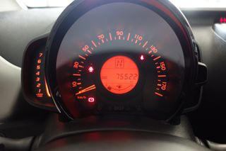 Toyota Aygo 2016 1.0L X-PLAY TOUCH AYTOMATO-thumb-7