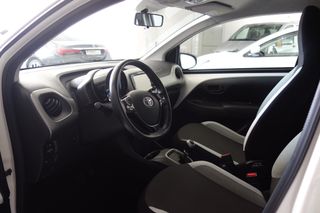 Toyota Aygo 2016 1.0L X-PLAY TOUCH AYTOMATO-thumb-9