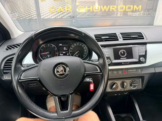 Skoda Fabia 2018-thumb-7