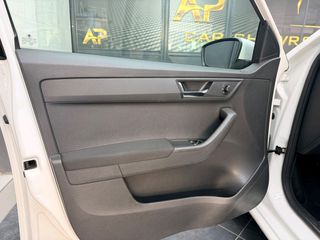 Skoda Fabia 2018-thumb-12