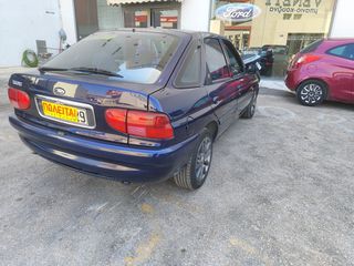 Ford Escort 1997-thumb-7