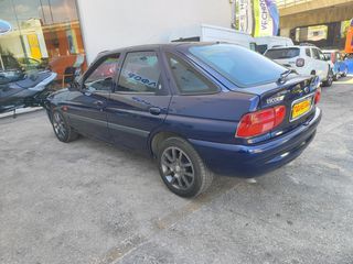 Ford Escort 1997-thumb-11