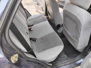 Ford Escort 1997-thumb-17