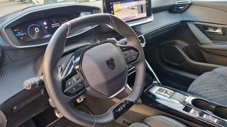 Peugeot 208 2024 GT HYBRID 1,2 CC  145 HP EDCS8-thumb-12