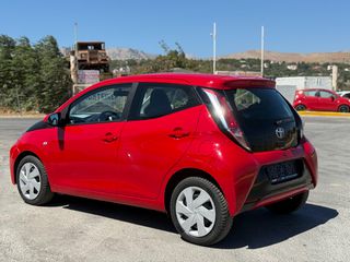 Toyota Aygo 2017 X-PLAY TOUCH f1 paddles-thumb-9