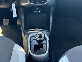 Toyota Aygo 2017 X-PLAY TOUCH f1 paddles-thumb-22