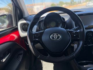 Toyota Aygo 2017 X-PLAY TOUCH f1 paddles-thumb-23