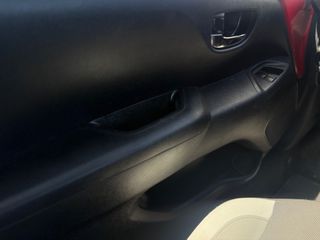 Toyota Aygo 2017 X-PLAY TOUCH f1 paddles-thumb-15