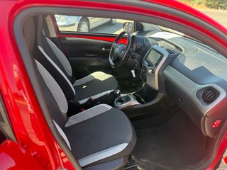 Toyota Aygo 2017 X-PLAY TOUCH f1 paddles-thumb-13