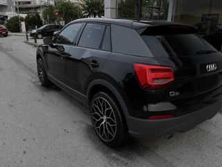 Audi Q2 2016-thumb-3