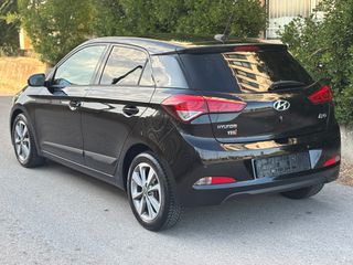 Hyundai i 20 2016 1.2 80PS YES!!-thumb-5
