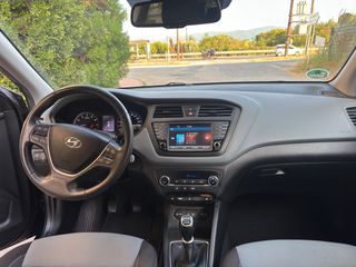 Hyundai i 20 2016 1.2 80PS YES!!-thumb-11
