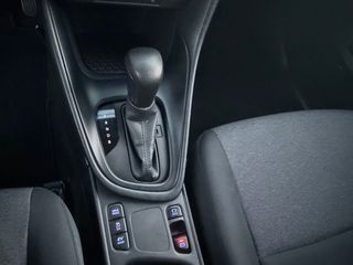 Toyota Yaris 2022 1.5 HYBRID ΕΛΛΗΝΙΚΗΣ ΑΝΤΙΠΡΟΣΩΠΕΙΑΣ-thumb-19