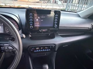 Toyota Yaris 2022 1.5 HYBRID ΕΛΛΗΝΙΚΗΣ ΑΝΤΙΠΡΟΣΩΠΕΙΑΣ-thumb-21