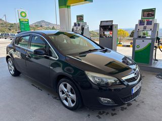 Opel Astra 2013 J