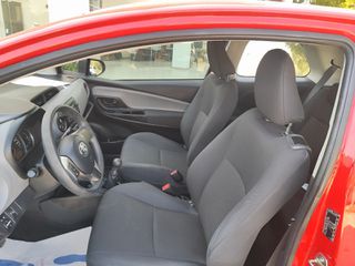 Toyota Yaris 2017-thumb-4