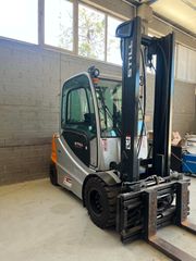 Still 2009 RX60-50