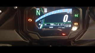 Kawasaki Versys 650 2025-thumb-3