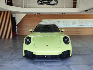 Porsche 911 2024 992 Carrera GTS