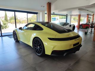 Porsche 911 2024 992 Carrera GTS-thumb-3