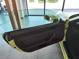Porsche 911 2024 992 Carrera GTS-thumb-8