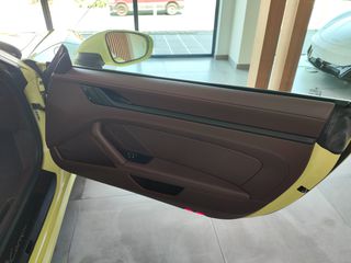 Porsche 911 2024 992 Carrera GTS-thumb-10