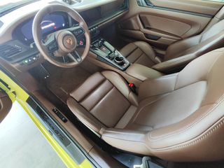 Porsche 911 2024 992 Carrera GTS-thumb-12