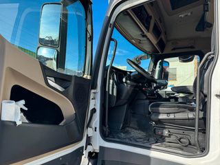 Mercedes-Benz 2014 Actros 1842 , EURO6, L StreamSpace, Retarder-thumb-4