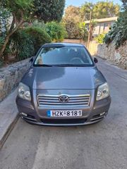 Toyota Avensis 2004